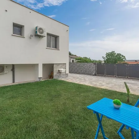 Adria Villa
